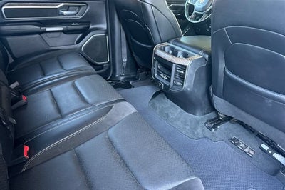2019 RAM 1500 Laramie 4x4 Crew Cab 6'4" Box