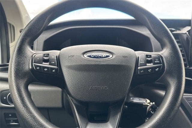 2023 Ford Transit Passenger Wagon T-350 148" Low Roof XL RWD