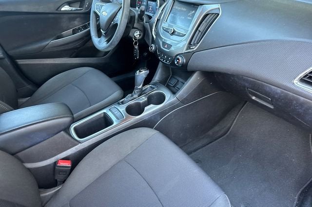 2016 Chevrolet Cruze Sedan LT (Automatic)