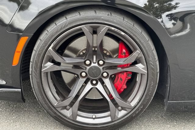 2018 Chevrolet Camaro 2dr Coupe 1SS