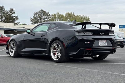 2018 Chevrolet Camaro 2dr Coupe ZL1