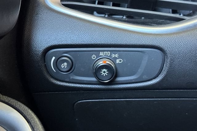 2022 Chevrolet Malibu 4dr Sdn LS w/1FL