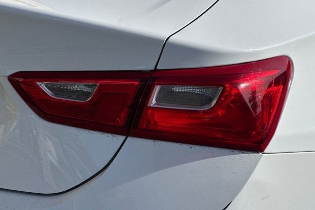 2023 Chevrolet Malibu 4dr Sdn LS w/1FL