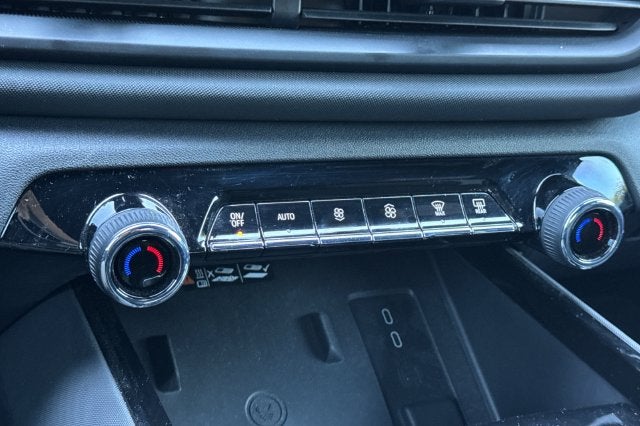 2025 Chevrolet Silverado EV e4WD Crew Cab Extended Range LT