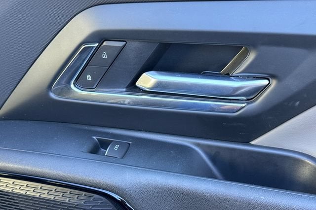 2026 Chevrolet Silverado EV e4WD Crew Cab Max Range Trail Boss