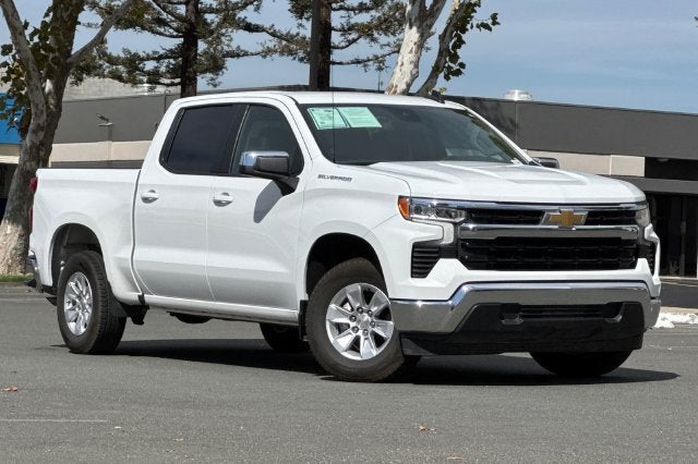 2025 Chevrolet Silverado 1500 Crew Cab Short Box 2-Wheel Drive LT