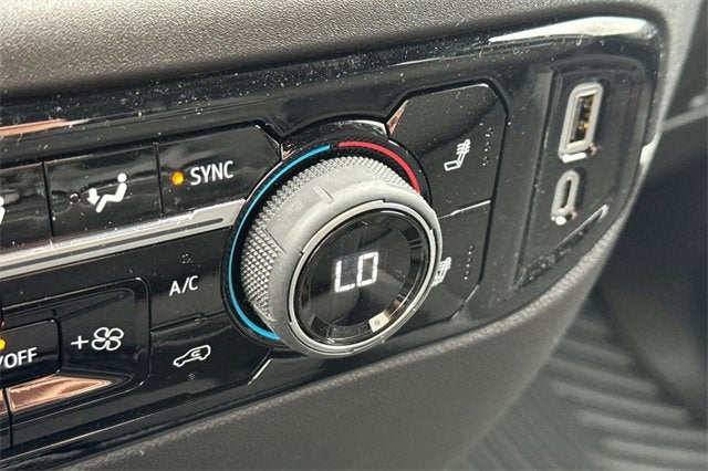 2025 Chevrolet Silverado 1500 Crew Cab Short Box 4-Wheel Drive LT 2FL