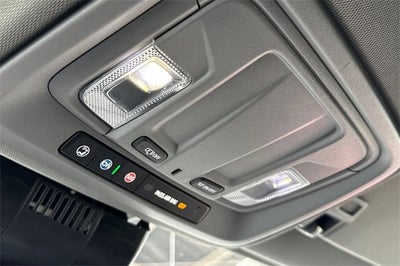 2025 Chevrolet Silverado 1500 Crew Cab Short Box 4-Wheel Drive LT 1LT