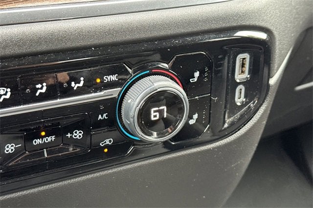 2025 Chevrolet Silverado 1500 Crew Cab Short Box 4-Wheel Drive LT 1LT