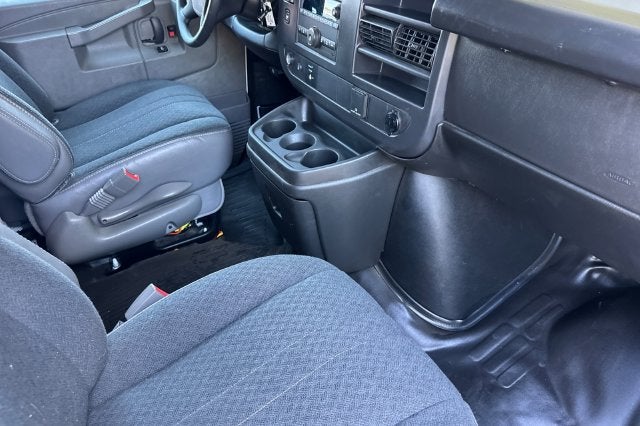 2025 Chevrolet Express Cargo 2500 Regular Wheelbase Rear-Wheel Drive
