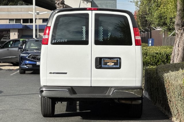 2025 Chevrolet Express Cargo 2500 Regular Wheelbase Rear-Wheel Drive