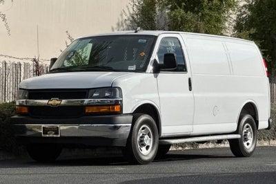 2025 Chevrolet Express Cargo 2500 Regular Wheelbase Rear-Wheel Drive