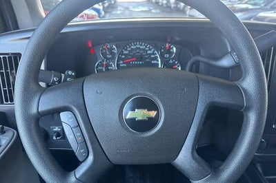 2025 Chevrolet Express Cargo 2500 Regular Wheelbase Rear-Wheel Drive