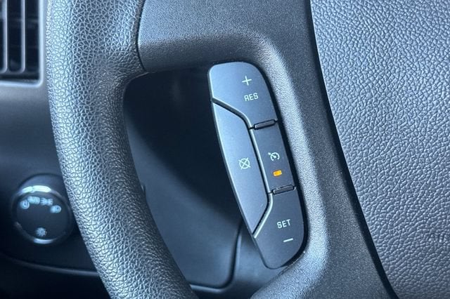 2025 Chevrolet Express Cargo 2500 Regular Wheelbase Rear-Wheel Drive
