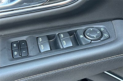 2023 GMC Yukon 2WD 4dr SLT