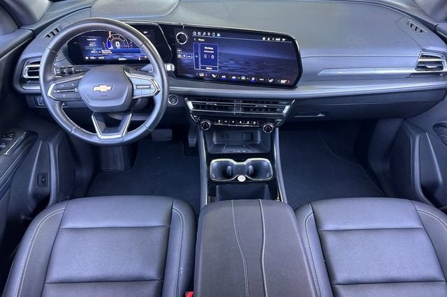 2025 Chevrolet Traverse LT w/2LT
