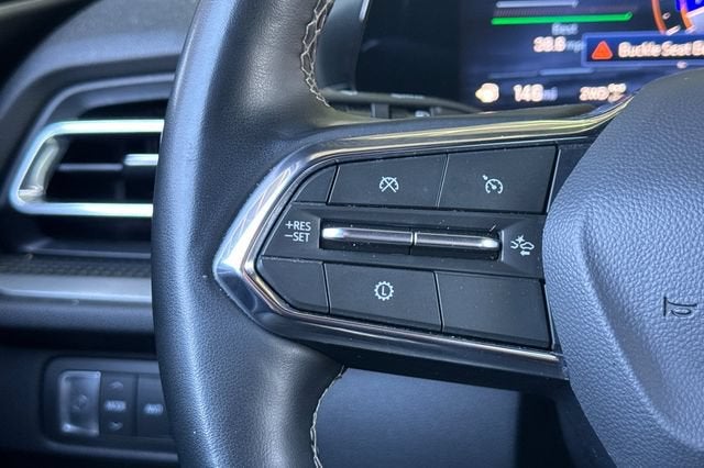 2025 Chevrolet Traverse LT w/2LT