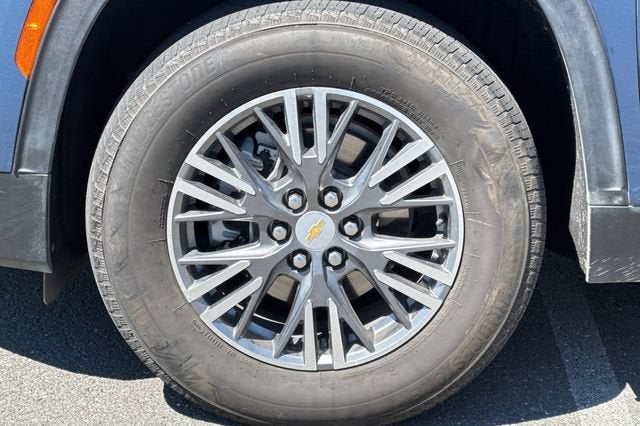 2025 Chevrolet Traverse LT w/2LT