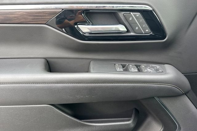 2025 Chevrolet Tahoe 4WD Premier