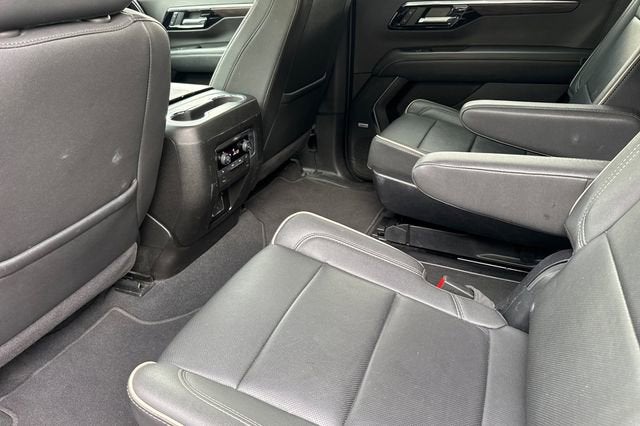 2025 Chevrolet Tahoe 4WD Premier