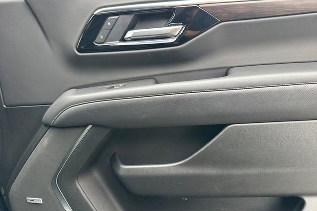 2025 Chevrolet Tahoe 4WD Premier