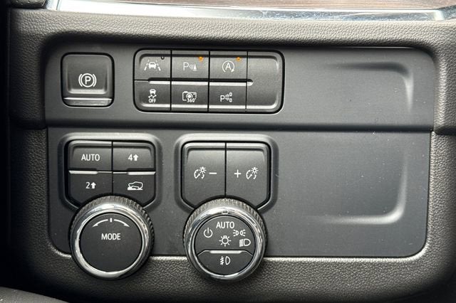 2025 Chevrolet Tahoe 4WD Premier