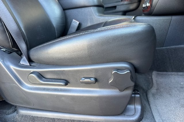 2013 Chevrolet Suburban 2WD 1500 LT