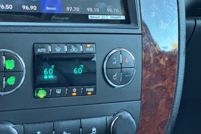 2013 Chevrolet Suburban 2WD 1500 LT