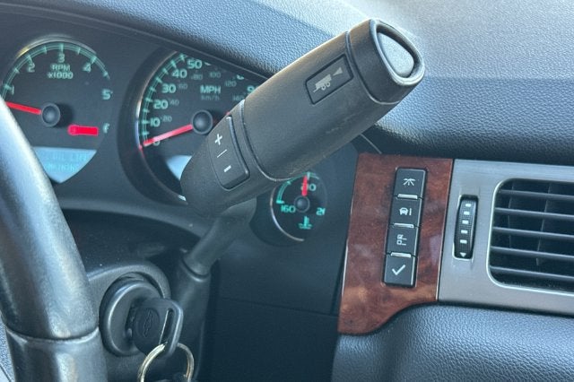 2013 Chevrolet Suburban 2WD 1500 LT
