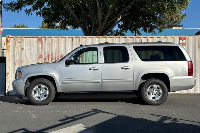 2013 Chevrolet Suburban 2WD 1500 LT