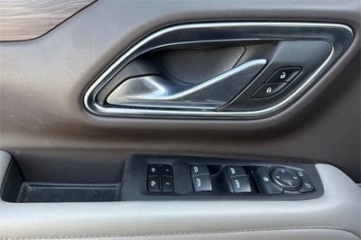 2024 Chevrolet Suburban 4WD LT