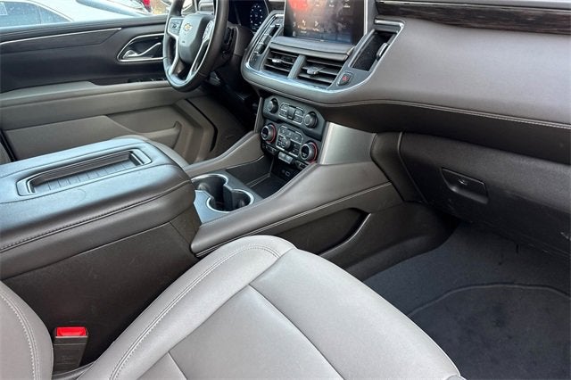 2024 Chevrolet Suburban 4WD LT