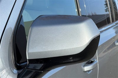 2024 Chevrolet Suburban 4WD LT