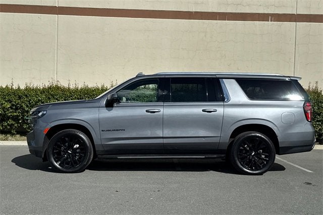 2021 Chevrolet Suburban 4WD LT