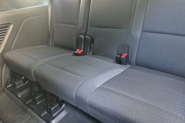 2024 Chevrolet Tahoe 4WD LS