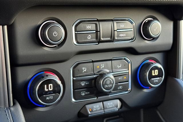 2024 Chevrolet Tahoe 4WD LS