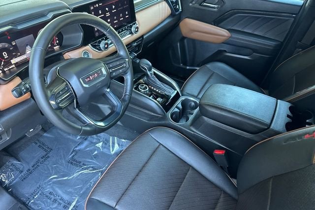 2024 GMC Canyon Crew Cab Short Box 4-Wheel Drive AT4