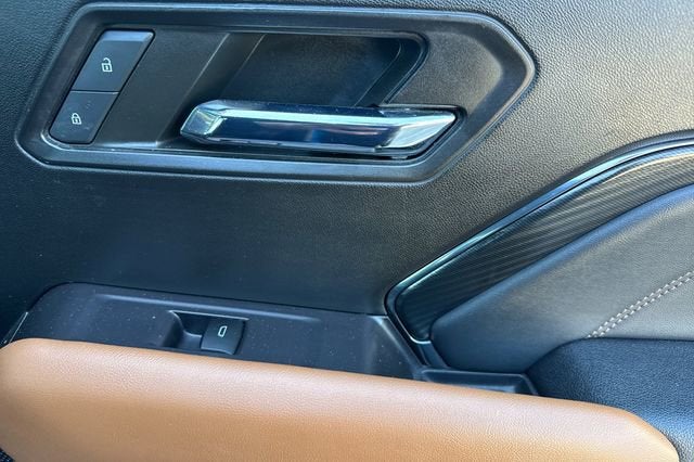 2024 GMC Canyon Crew Cab Short Box 4-Wheel Drive AT4