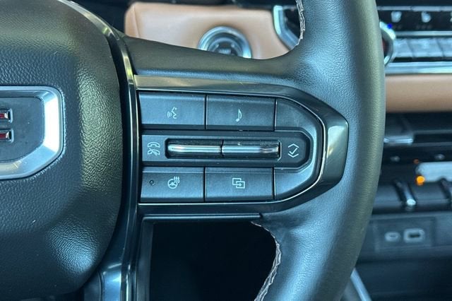 2024 GMC Canyon Crew Cab Short Box 4-Wheel Drive AT4