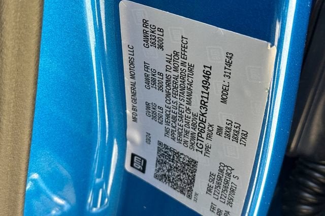 2024 GMC Canyon Crew Cab Short Box 4-Wheel Drive AT4