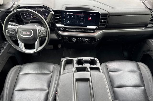 2025 GMC Sierra 1500 Crew Cab Short Box 4-Wheel Drive SLT