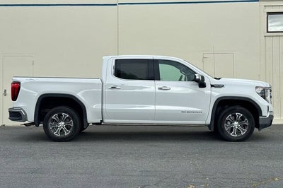 2025 GMC Sierra 1500 Crew Cab Short Box 4-Wheel Drive SLT