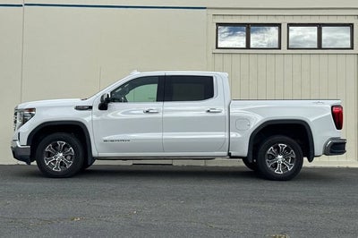 2025 GMC Sierra 1500 Crew Cab Short Box 4-Wheel Drive SLT
