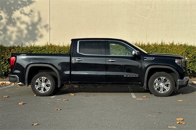 2025 GMC Sierra 1500 Crew Cab Short Box 4-Wheel Drive SLT