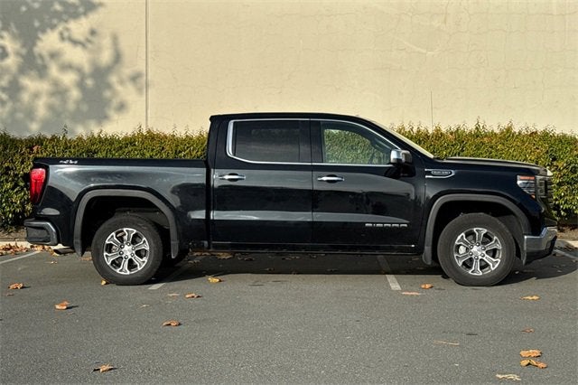 2025 GMC Sierra 1500 Crew Cab Short Box 4-Wheel Drive SLT