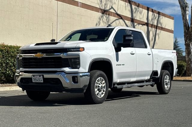 2025 Chevrolet Silverado 2500 HD Crew Cab Standard Box 4-Wheel Drive LT
