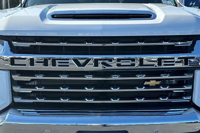 2022 Chevrolet Silverado 2500 HD Crew Cab Standard Box 4-Wheel Drive LTZ