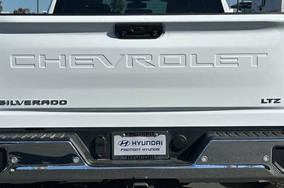 2022 Chevrolet Silverado 2500 HD Crew Cab Standard Box 4-Wheel Drive LTZ