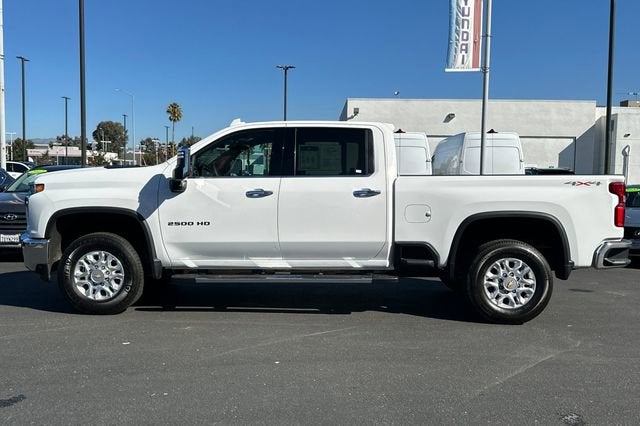 2022 Chevrolet Silverado 2500 HD Crew Cab Standard Box 4-Wheel Drive LTZ