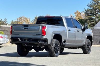 2026 Chevrolet Silverado 2500 HD Crew Cab Standard Box 4-Wheel Drive ZR2